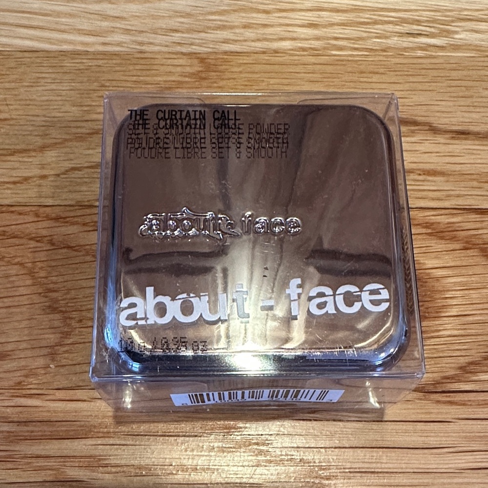 About-Face The Curtain Call Setting Powder  New “Bow” set & smooth loose powder